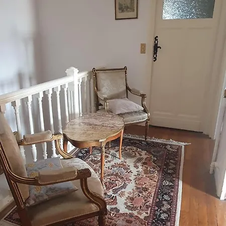 La Romantique Bed and breakfast