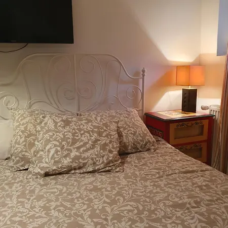 La Romantique Bed and breakfast