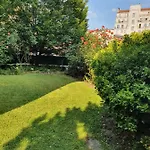 La Romantique Bed & Breakfast
