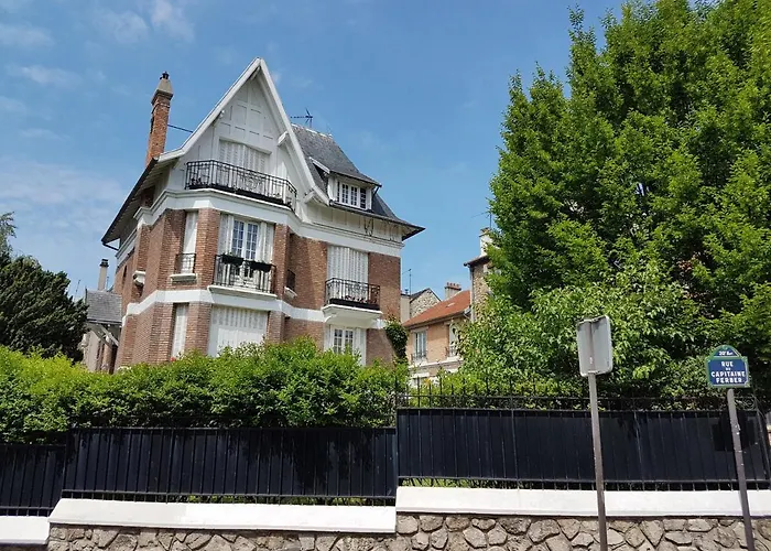 Alojamento de Acomodação e Pequeno-almoço La Romantique