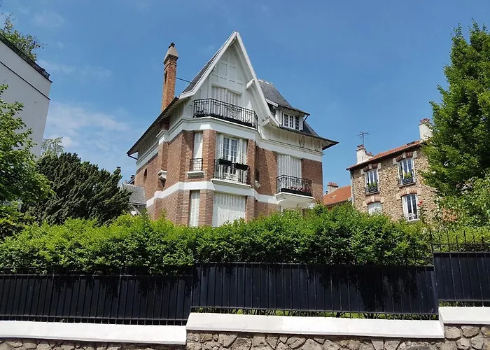 Alojamento de Acomodação e Pequeno-almoço La Romantique Paris