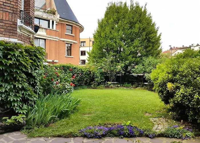 Alojamento de Acomodação e Pequeno-almoço La Romantique