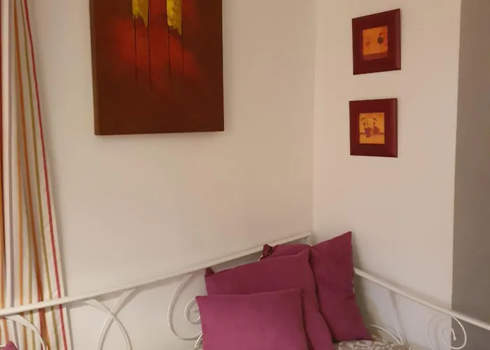 Alojamento de Acomodação e Pequeno-almoço La Romantique Paris