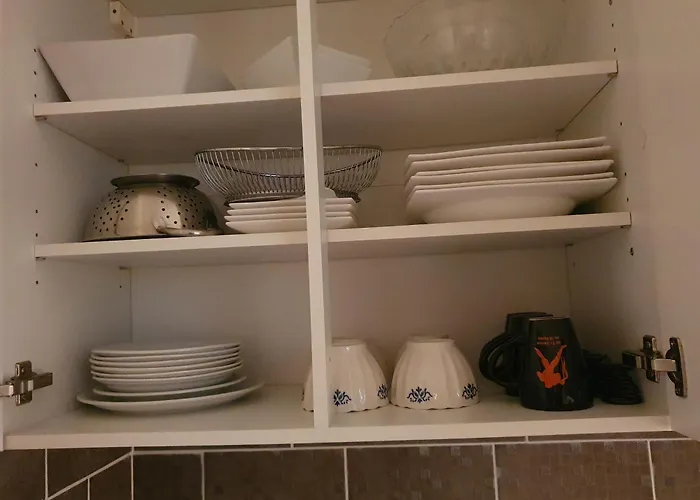 La Romantique Bed & Breakfast Paris