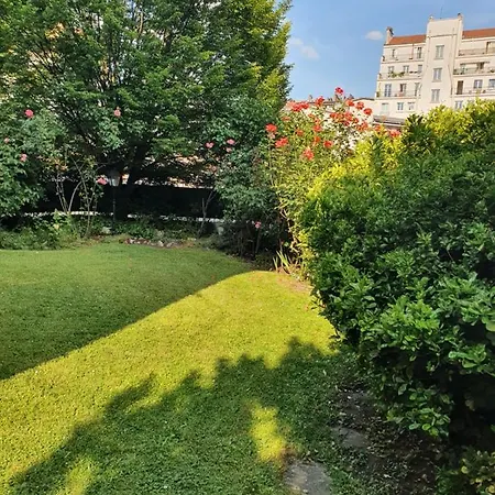 La Romantique فندق مبيت وإفطار