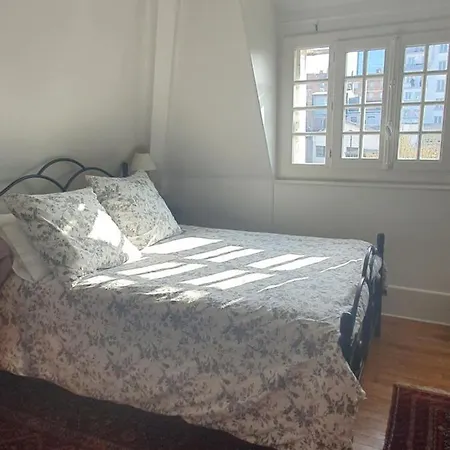 La Romantique باريس